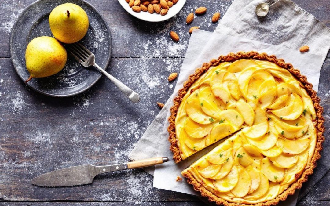 Tarte Bourdaloue moderne de Christophe Michalak : la recette signature aux poires et crème d’amande